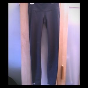 Athleta Run tights, with back zipper in  dark gray